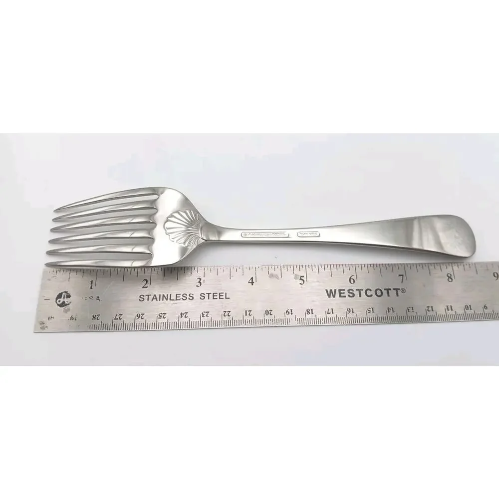 Lenox Kirk Stieff Williamsburg Royal Shell Serving Fork 6 tines 18/10 Stainless